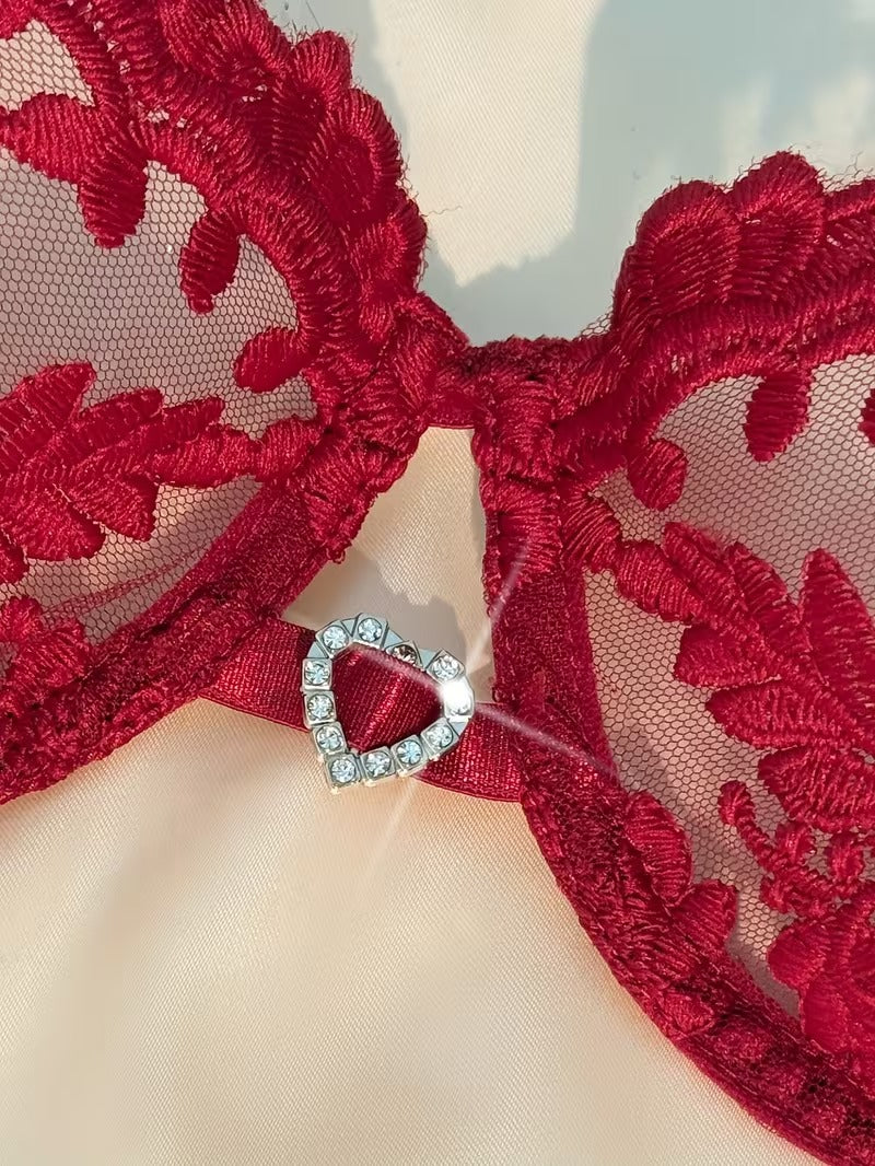 Lace Lingerie Set – Embroidered Bra & Panty