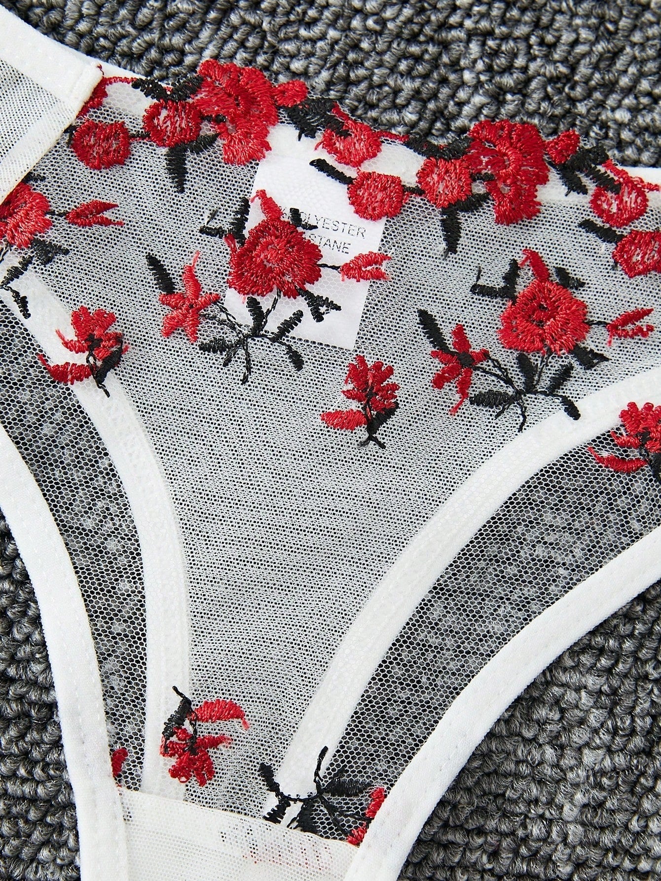 Lace Lingerie Set – Embroidered Bra & Panty