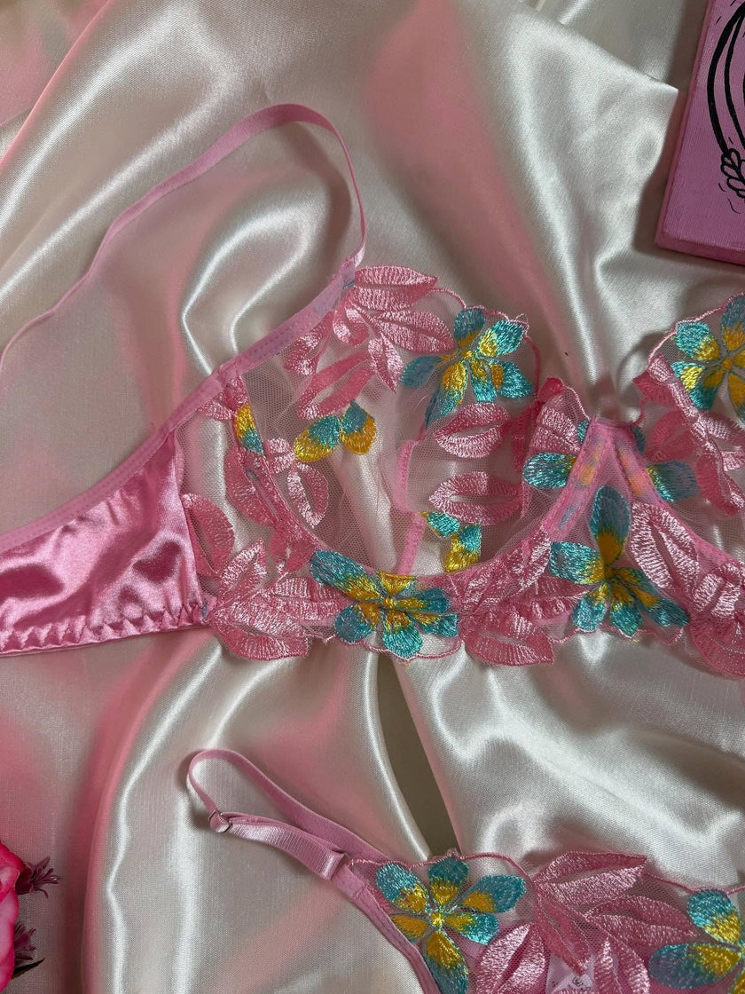 Pink Embroidered Lingerie Set – non Wired Bra & Panty 49353